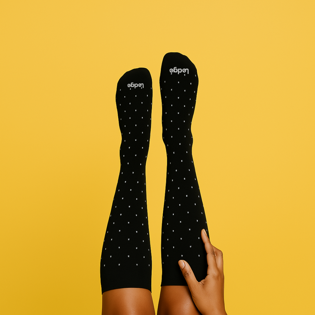 Compression Socks Walking - Black Dots